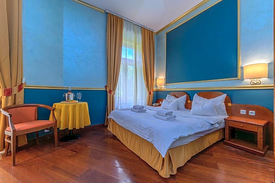 Hotel Kinsky Fountain