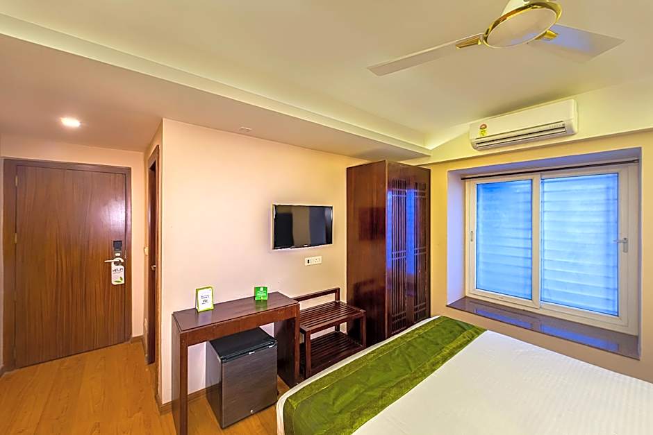 Treebo Vedanta, Metropolitan