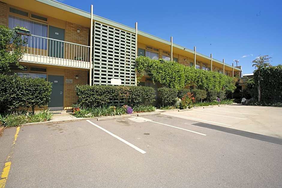 Mid City Motor Inn Queanbeyan