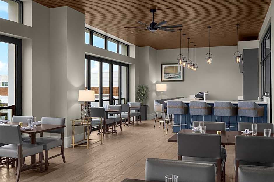 Embassy Suites By Hilton Wilmington Riverfront