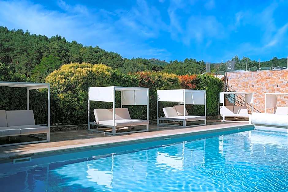 Domaine Ribiera, Hotel 5 Etoiles, SPA & Golf - Forcalquier