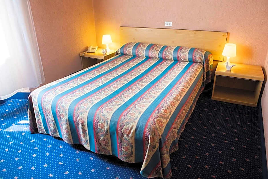 Hotel Milano Pool & Garden