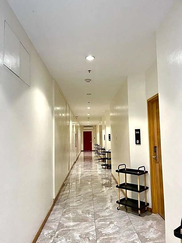 Bravo Tanauan Hotel.