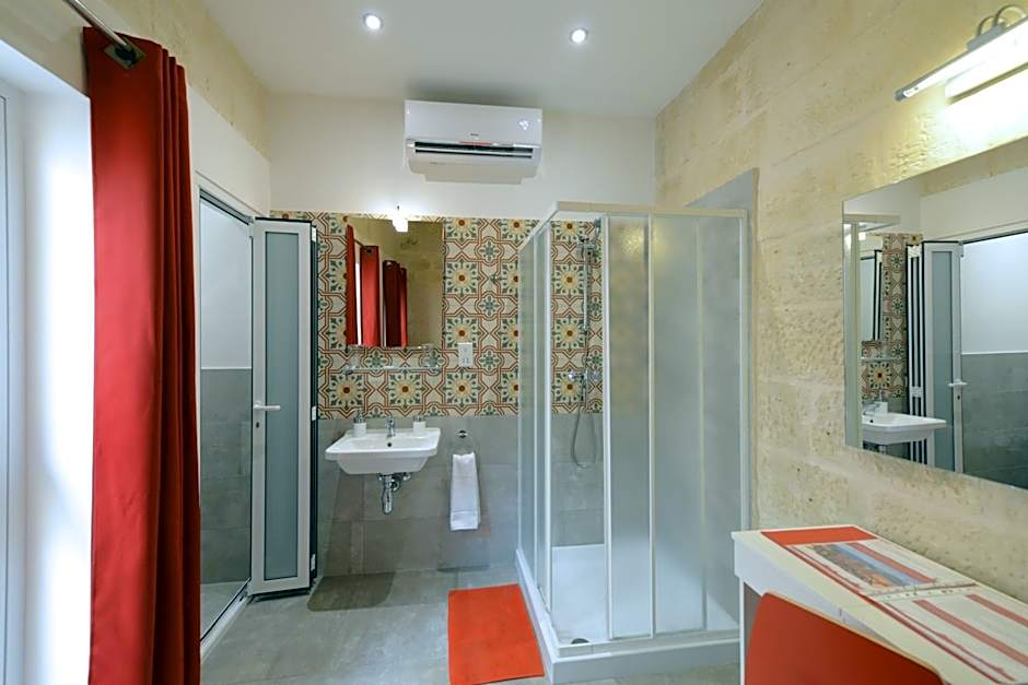 Lovely House Private Rooms by Vallettastay