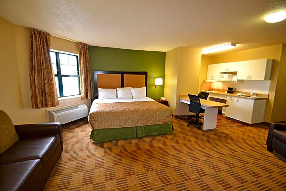 Extended Stay America Suites - Toledo - Holland