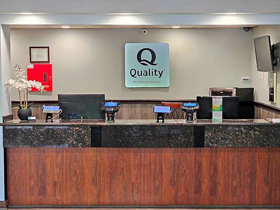 Quality Inn & Suites Vancouver North