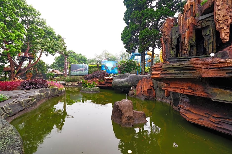 OYO 1808 New Bandungan Indah