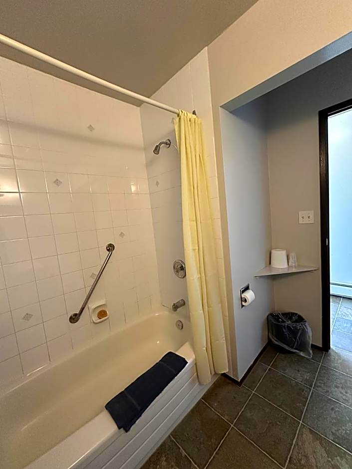 Howard Johnson by Wyndham Edson