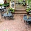 The Presidents' Quarters Inn