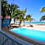 El Faro Beach Front by ÓOL Hotels