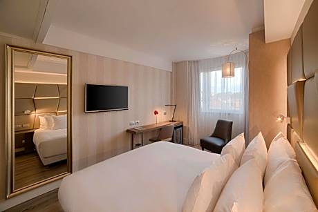 Premium Double or Twin Room with View