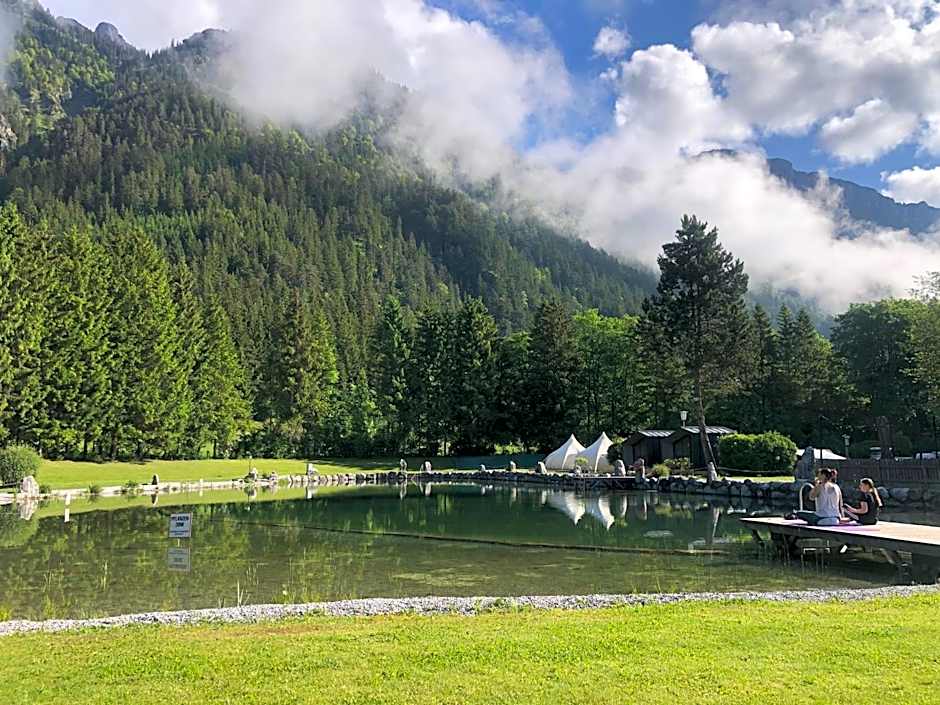 Camping & Ferienunterkünfte Steinplatte