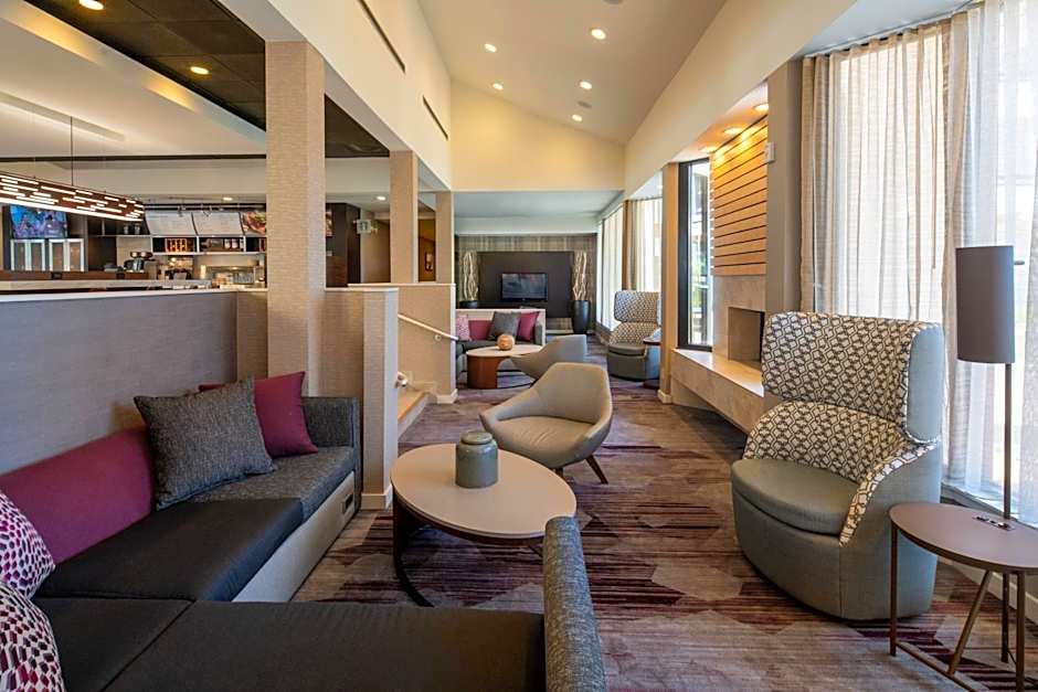 Courtyard by Marriott Memphis East/Park Avenue