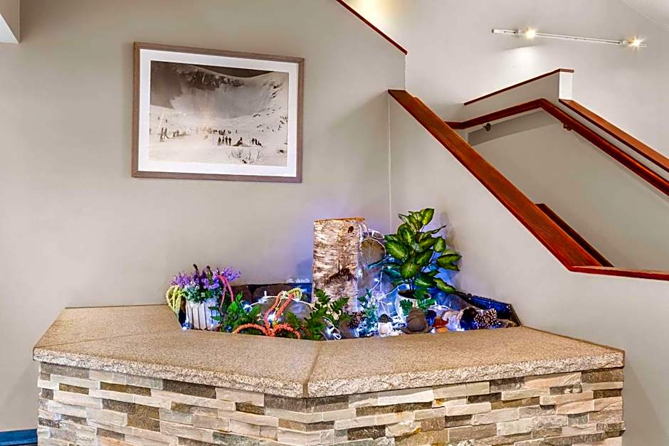 Rodeway Inn Gorham Riverside