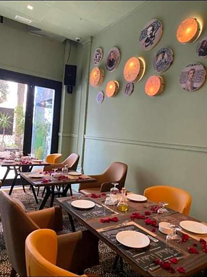 Hotel La Maison Blanche