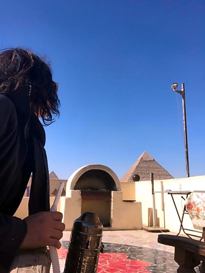 Anubis kingdom Pyramids View