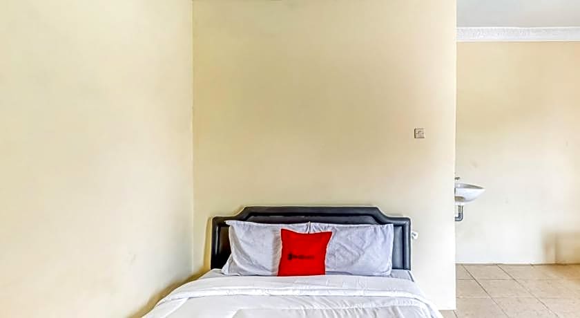 RedDoorz near Wisata Pantai Parangtritis