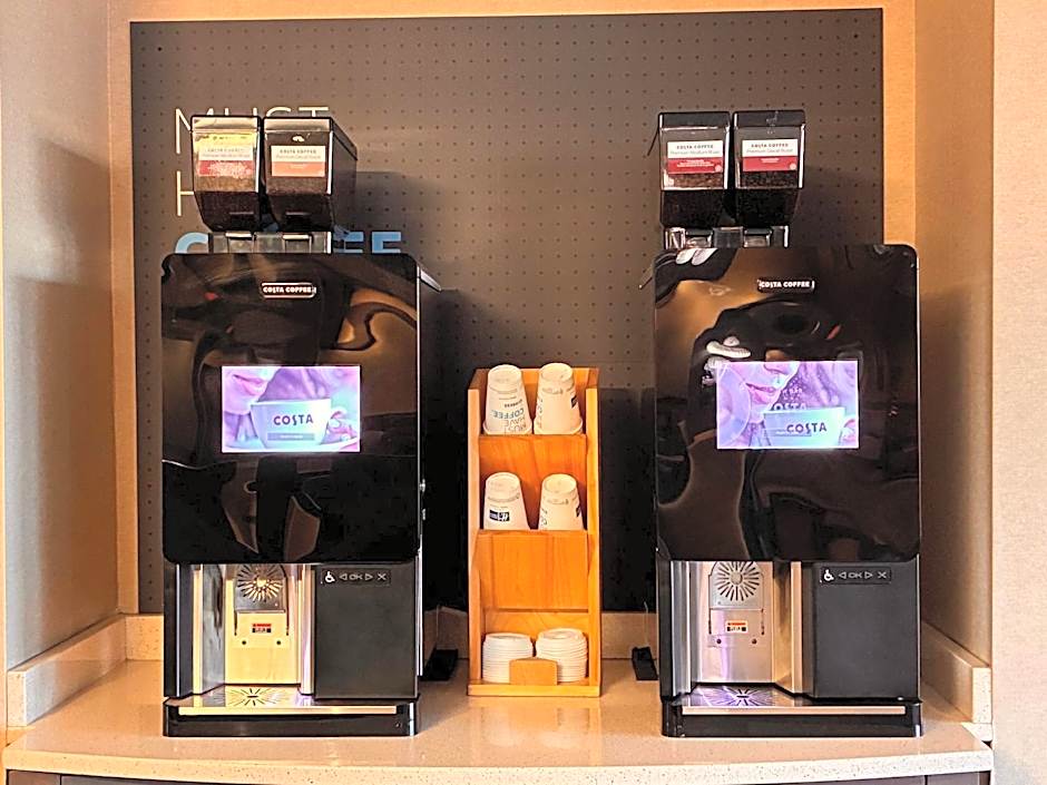 Holiday Inn Express Hotel & Suites Goldsboro - Base Area By IHG