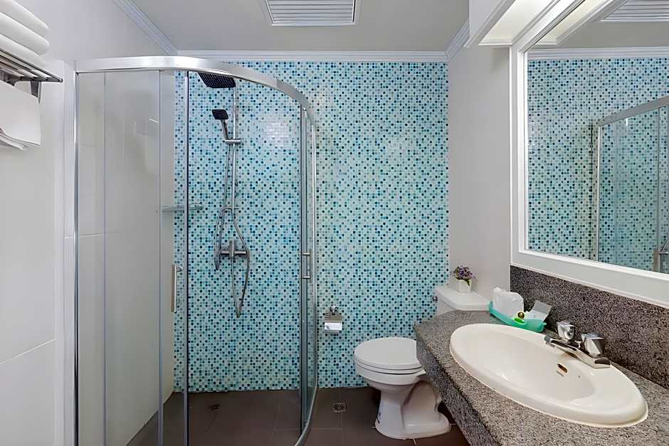 Krabi Royal Hotel (SHA Extra Plus)