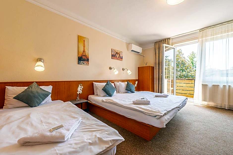 Korona Panzio Budapest