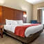 Comfort Suites