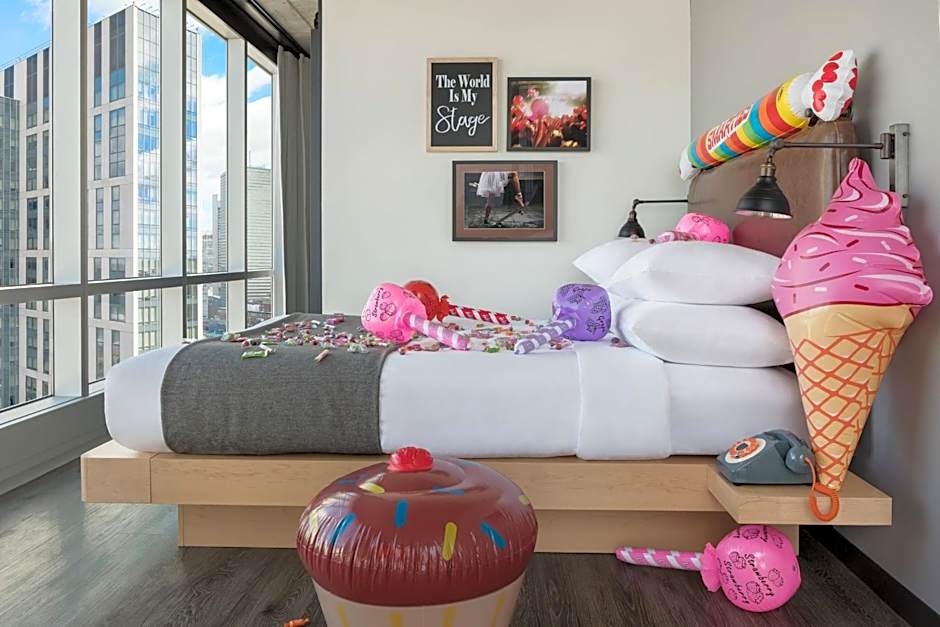 Moxy Boston Downtown