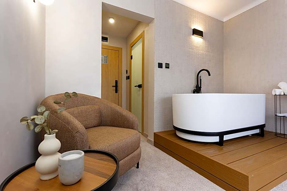 AMAR Design Hotel by HMG