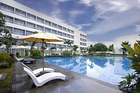 Raja Hotel Kuta Mandalika Resort & Convention