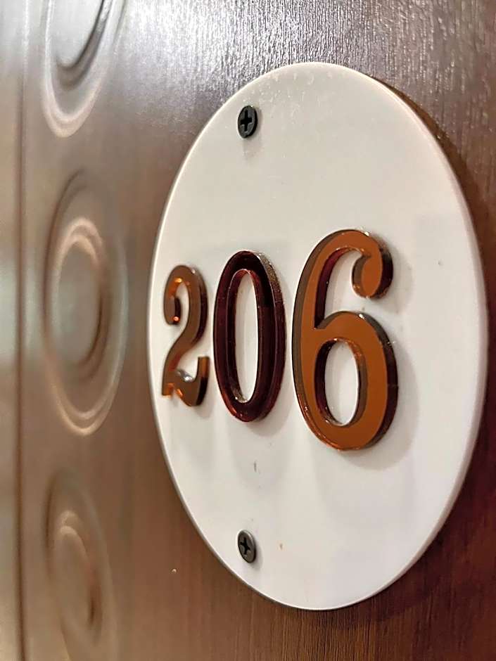 Kanvas Suites - Sun N Moon