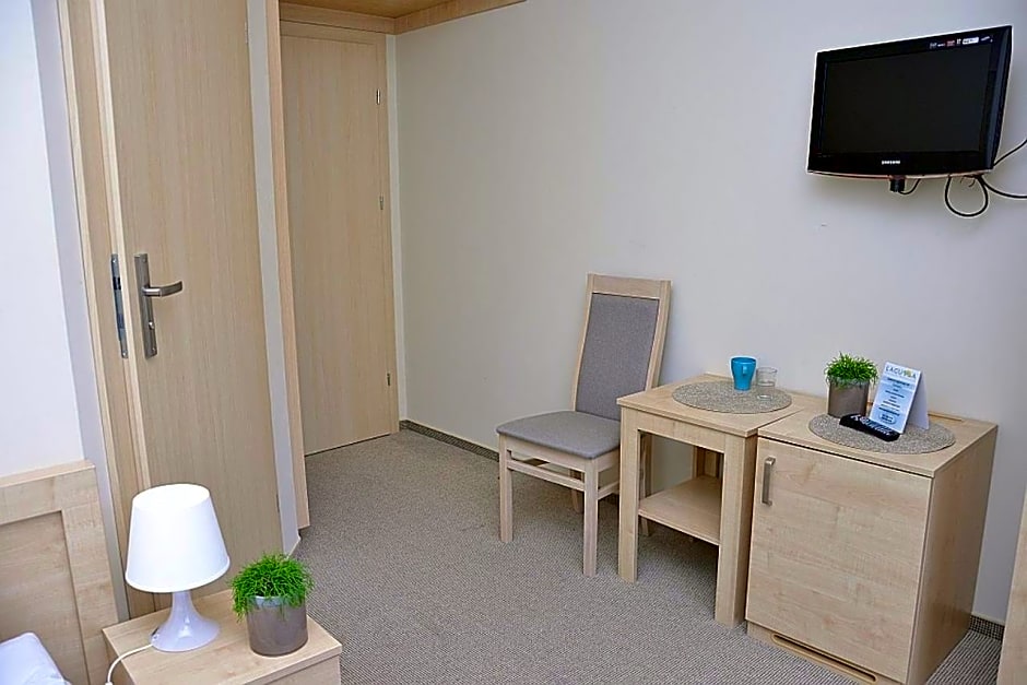 Pensjonat i Restauracja Laguna