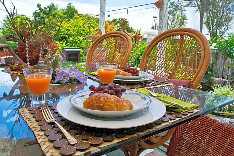Hale Kawehi BnB Guesthouse