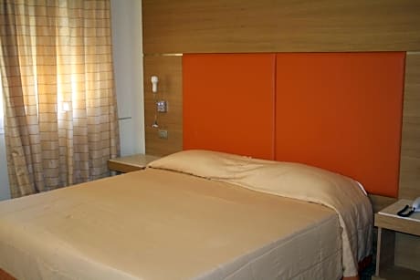 Basic Double or Twin Room