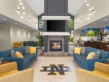 Larkspur Landing South Bend