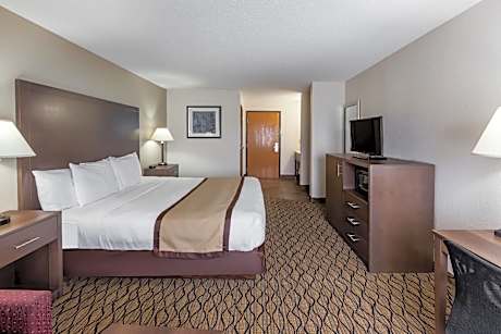 Deluxe King Room - Non-Smoking