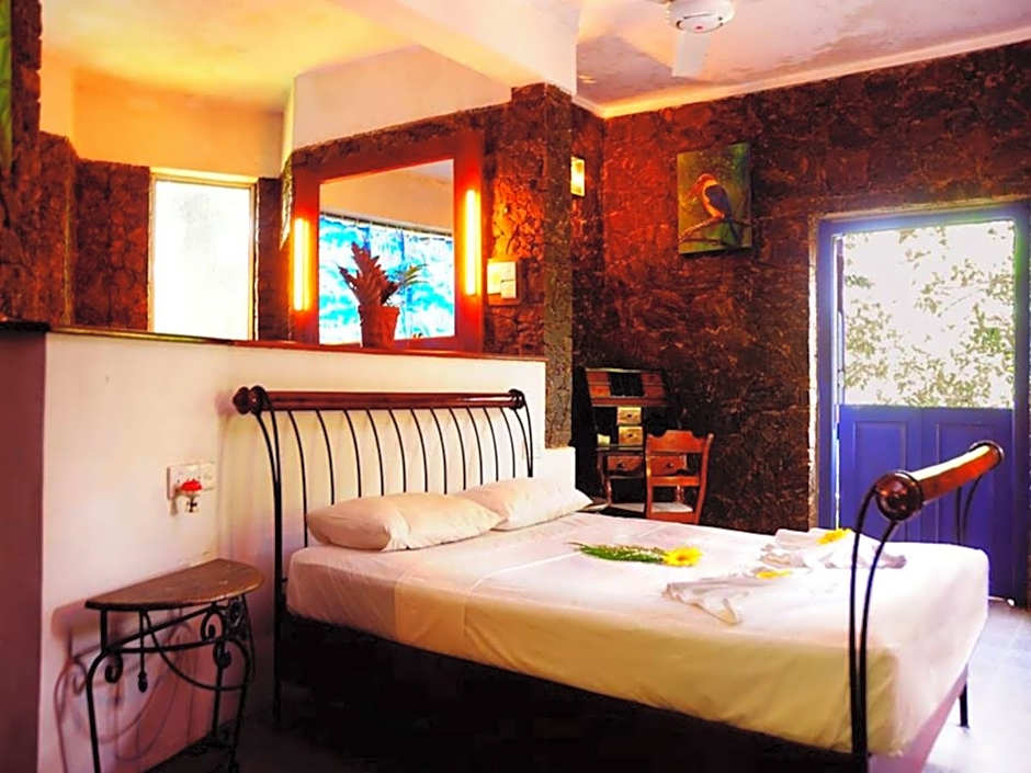 Boulder Garden Hotel