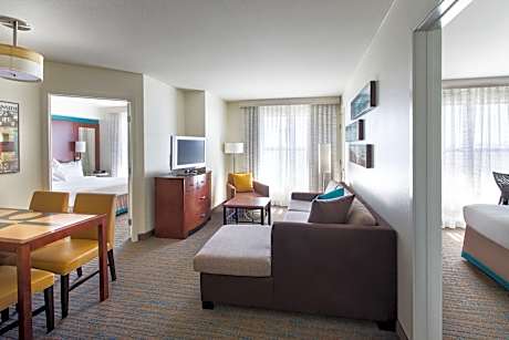 Two-Bedroom Suite - Hearing Accessible