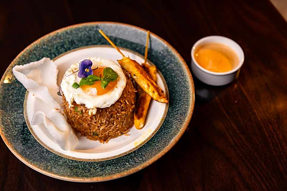 Crowne Plaza Nairobi Airport by IHG