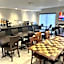 Econo Lodge Airport