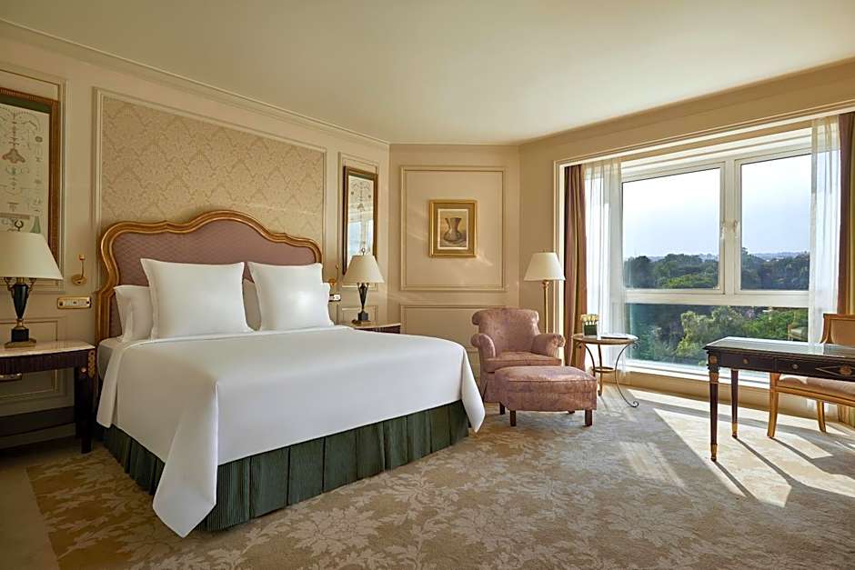 Four Seasons Hotel Cairo At The First Residence