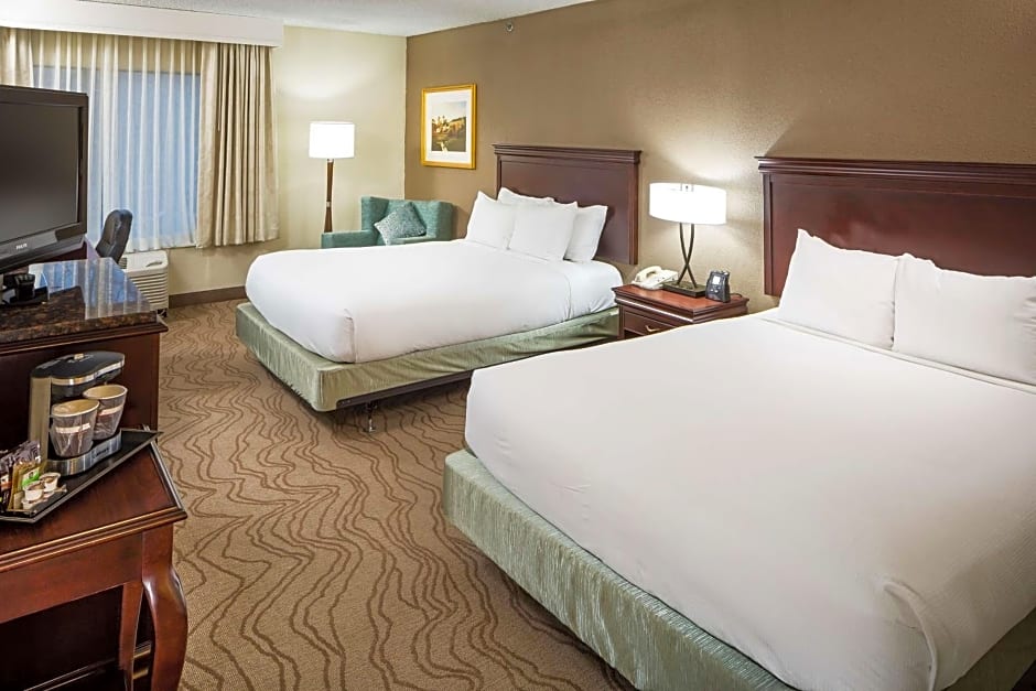 DoubleTree By Hilton Hotel Boston - Milford