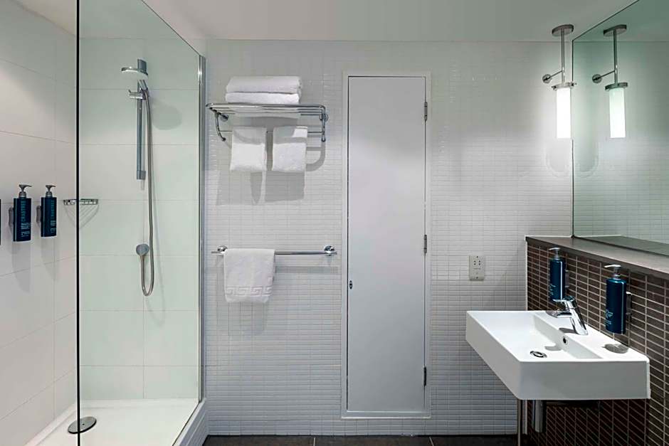 DoubleTree By Hilton Leeds City Centre