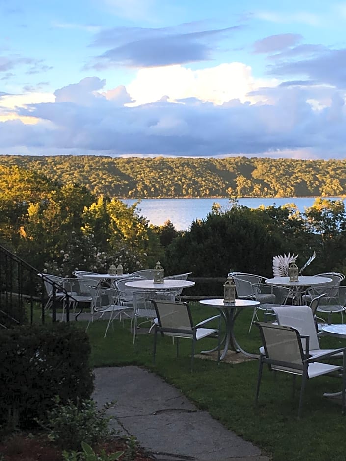 Inn at Taughannock Falls