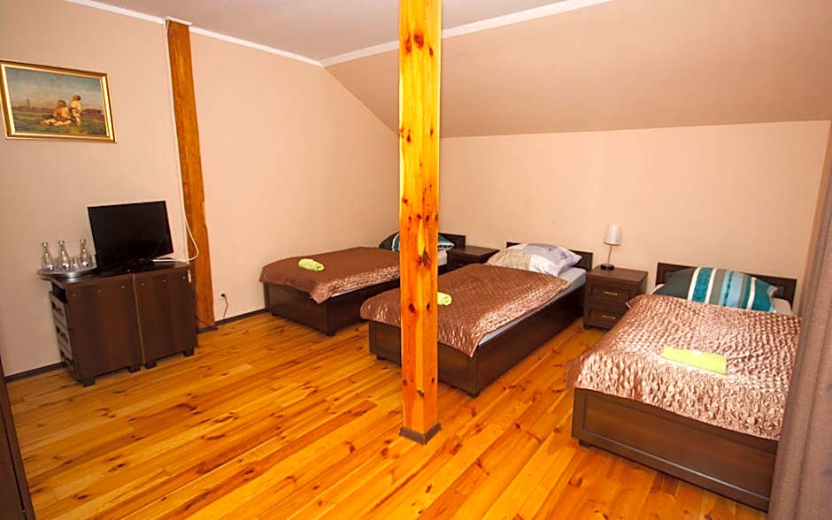 Photo 1 of 6 of Triple Room