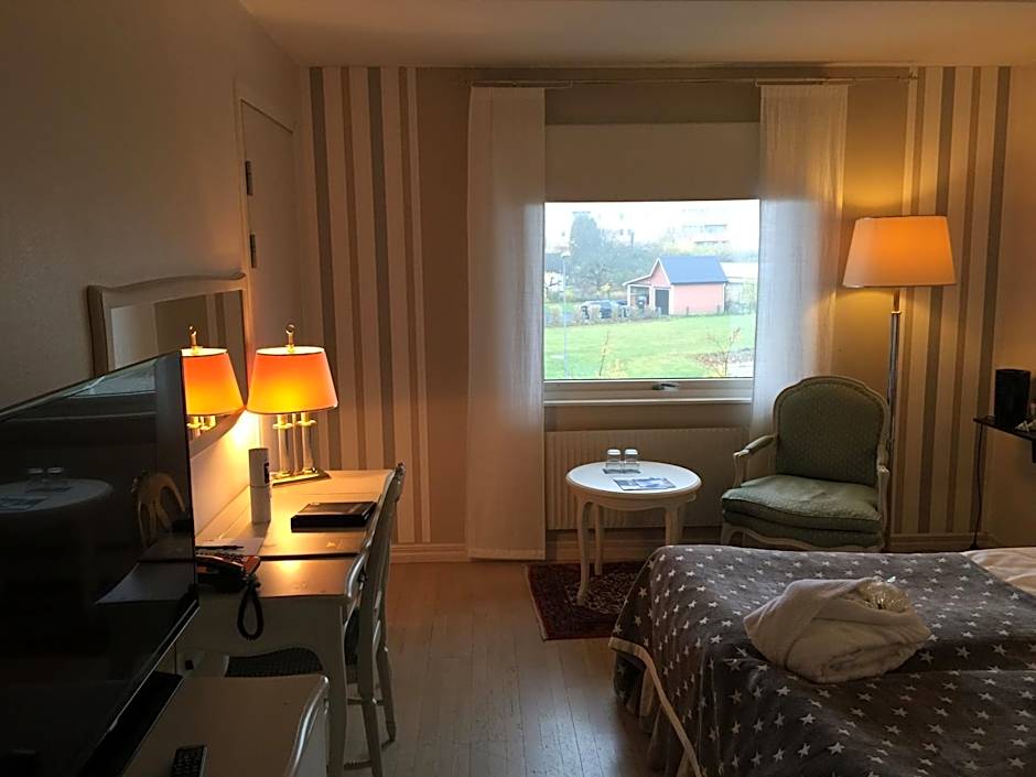 Photo 1 of 17 of Standard 1 Double Bed or 2 Beds