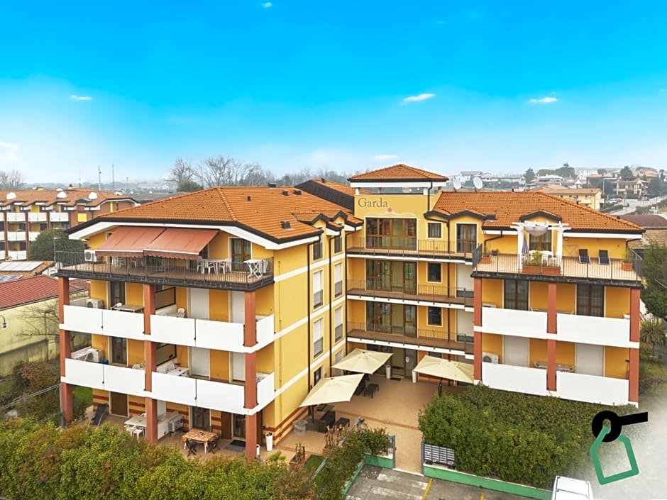 Hotiday Residence Garda