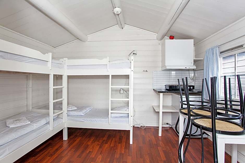 Midttun Motell & Camping AS