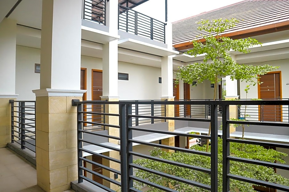 Urban Fendi's Tirtodipuran