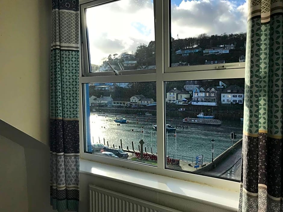 Bridgeside Guest House