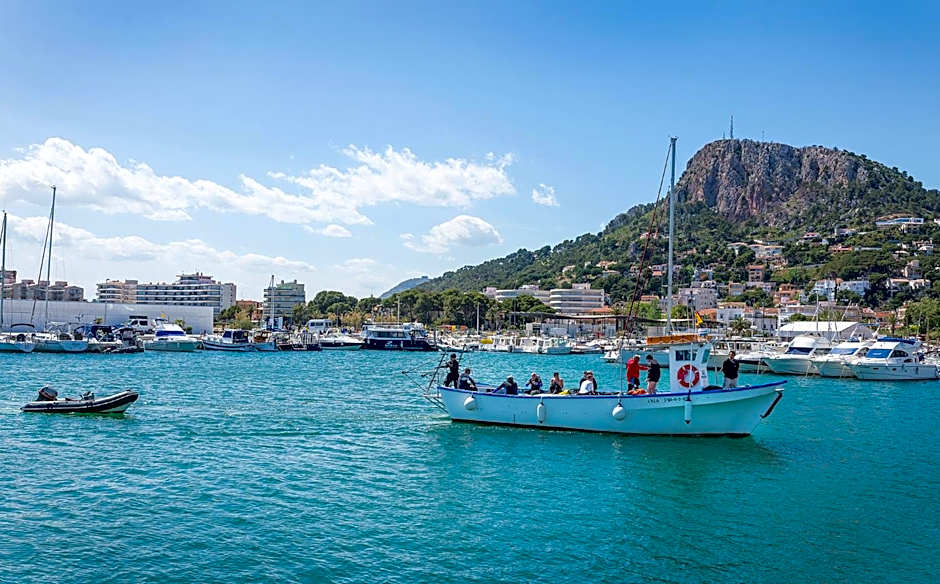 Hotel & Diving Les Illes