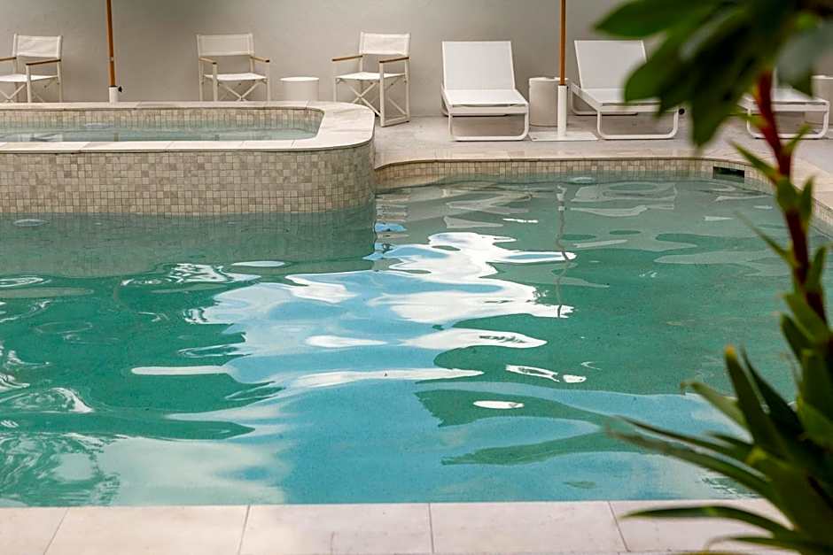 The Tamborine - Boutique Hotel